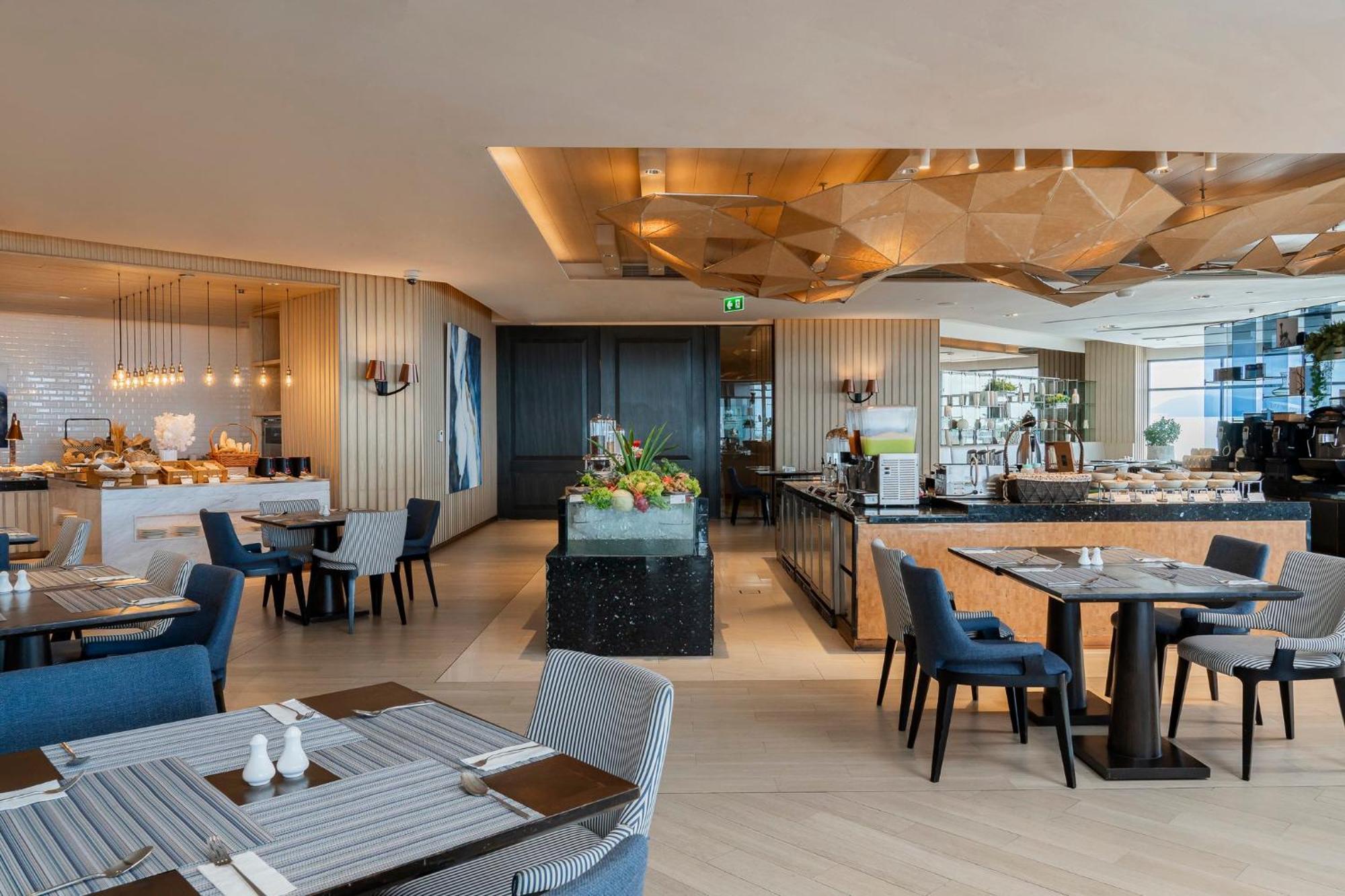 Отель & Centre By Ihg Районг