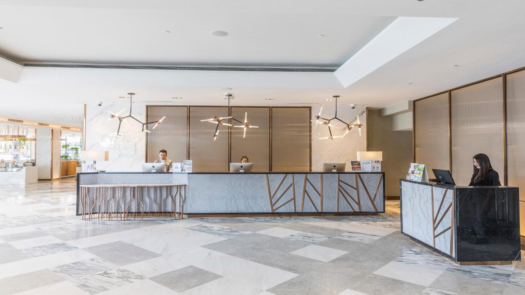 & Centre By Ihg Отель